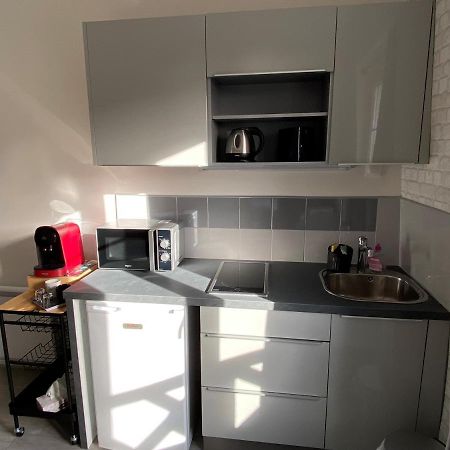 Enghien-Les-Bains : Studio Au Coeur Du Centre Ville Εξωτερικό φωτογραφία